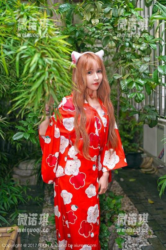 Feilin嗲囡囡 - 翻翻施忆佳KITTY的皮衣壁纸合集，“冷酷”只是假象，其实她心里住着个小暖男。
