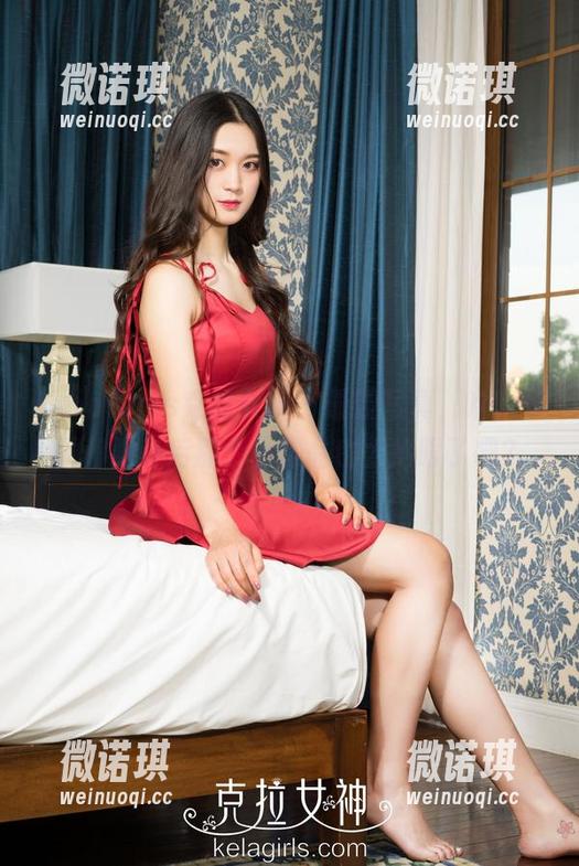 KelaGirls克拉女神 - 最新写真，哈，蓓颖和服身后那个小饰品也太抢眼了吧？