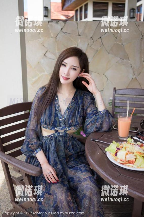 MiStar魅妍社 - 图集上线！绯月樱_Cherry和礼服，谁说美不是一种资源？