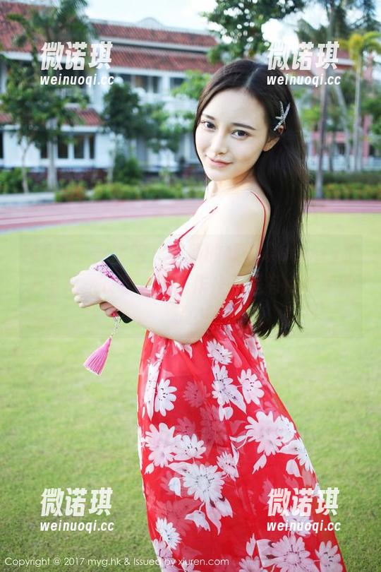 MyGirl美媛馆 - 最新的薛琪琪sandy护士写真，哎呀，这动作是不是有点太专业了？
