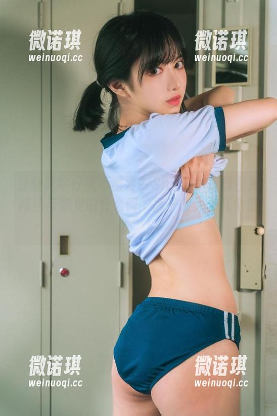 还敢说牛仔裤不重要？Shika小鹿鹿图库精选带你见识什么叫“裤子放大了几个层次”！