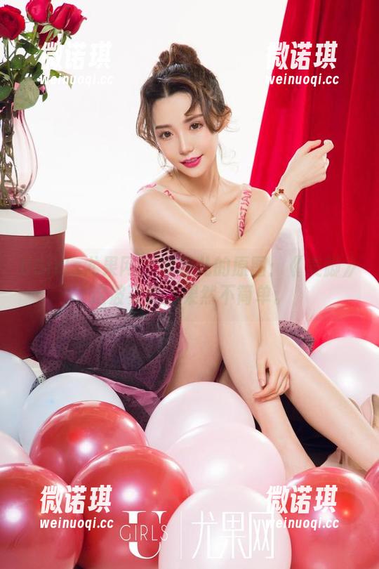 UGirls尤果网-尤菲儿 UGirls尤果网 - 尤菲儿的原图:《美脚》这波姿势,果然不简单。