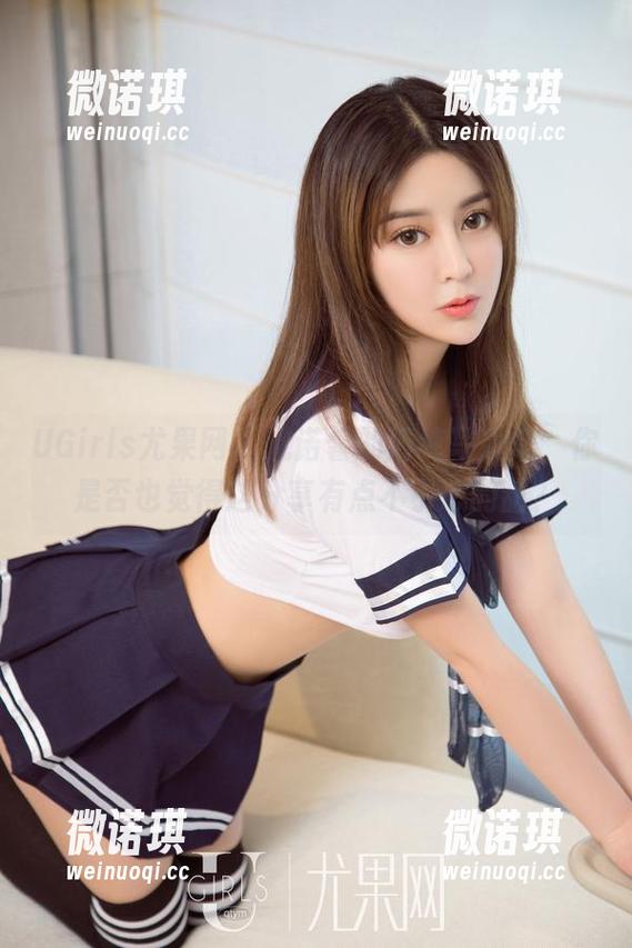 UGirls尤果网 - 沈诺馨的清纯写真集，你是否也觉得这分享有点不小心的甜？