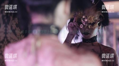 呐，Uki雨季婚纱图集新鲜上架！下载吧，记得把浪漫的水汽打包带走。