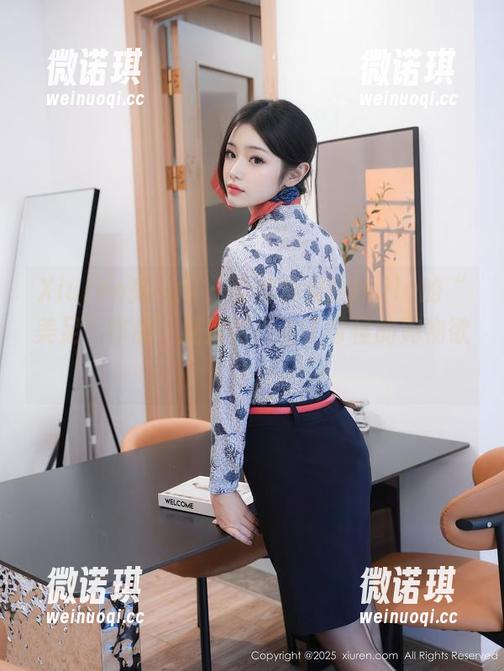 Xiuren秀人网 - 看着余贝拉bella的“美足”作品，我突然产生了奇怪的购物欲望…