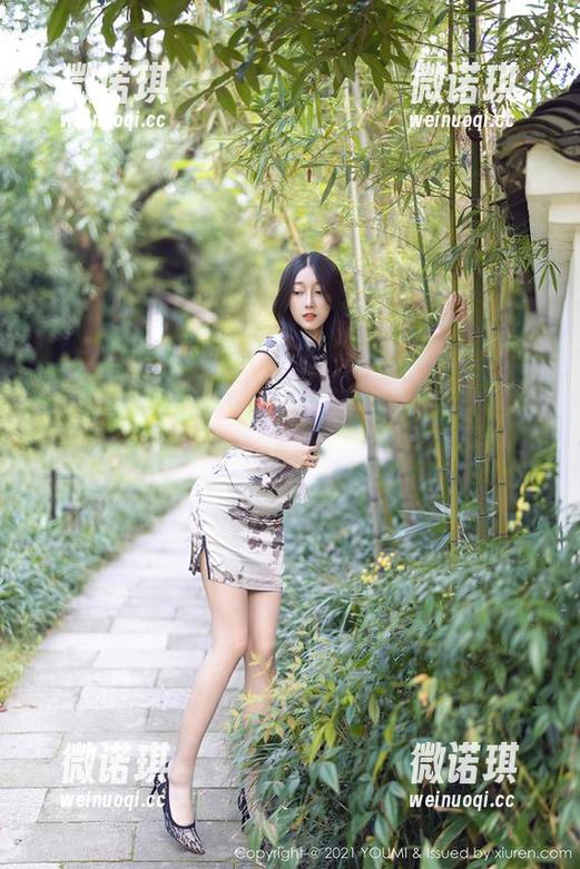 YouMi尤蜜荟 - 这位小茶茶tea真会玩，黑色写真壁纸新体验！
