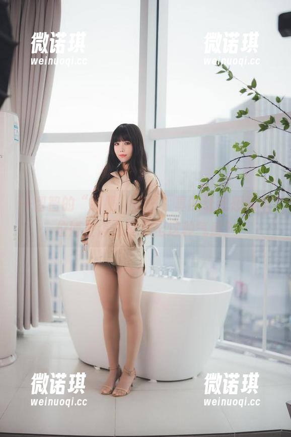 一智智 一智智的“制服”美图,真的让我想问这位博主怎么能穿出这种气质?