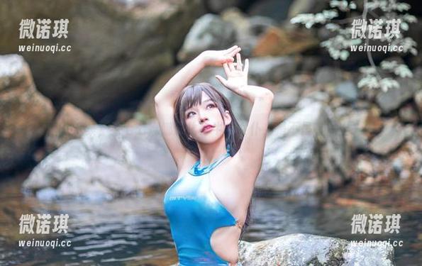 图片合集，看七七娜娜子化身牛牛女仆，是不是有点上头？