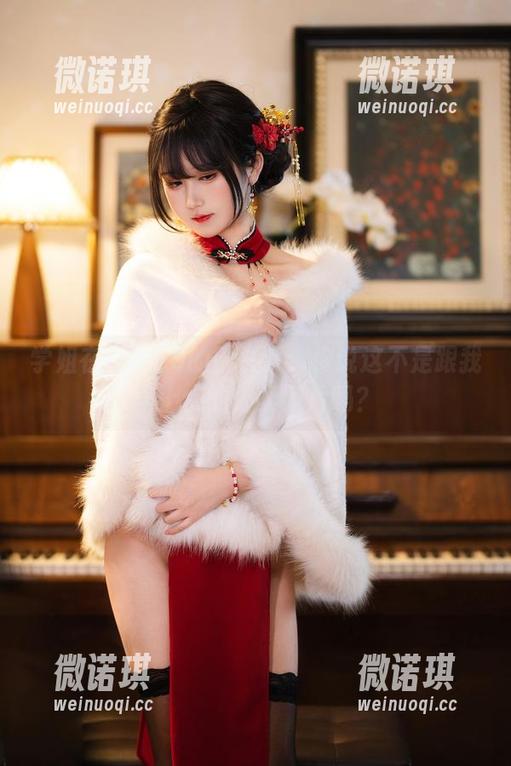 学姐在三度69的镜头下：你说这不是跟我早上点的外卖照片吗？