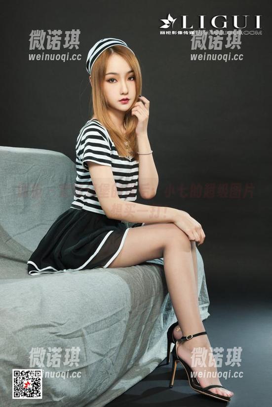 丽柜 - 定制汉堡的背后：小七的超级图片，想买一打！