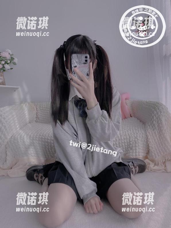 二阶堂宅绘子春日图集：私房中的阳光洒，谁还在路上徘徊？