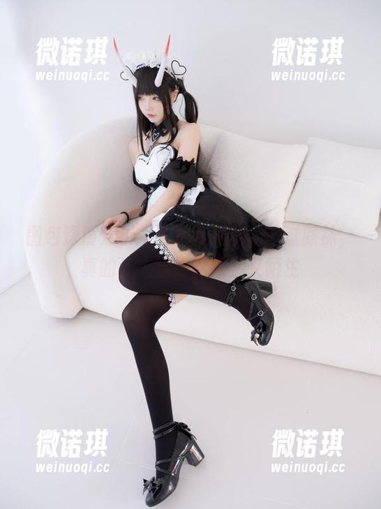 图包深度分析：五更百鬼和她的过膝袜，真的让人觉得既熟悉又陌生