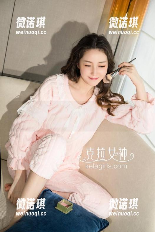 克拉女神 - 针对妮子的泳装图集，最新的“缤纷泳池派对”你值得一看！