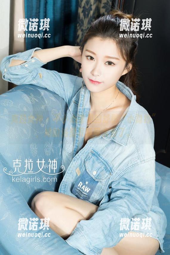 克拉女神 - 不小心瞥见的舒彤“小隐约”，她的浴室写真可太香了。