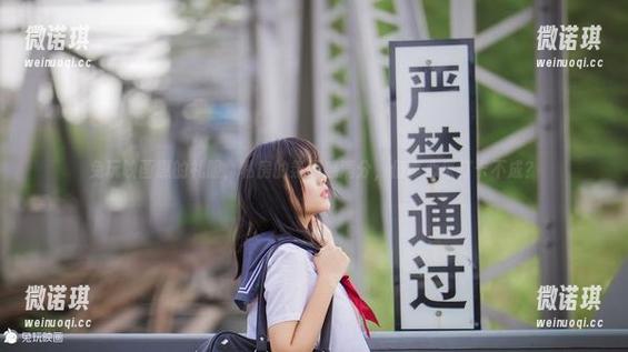 兔玩映画惠的礼服，私房的氛围感满分，但真心来打卡不成？