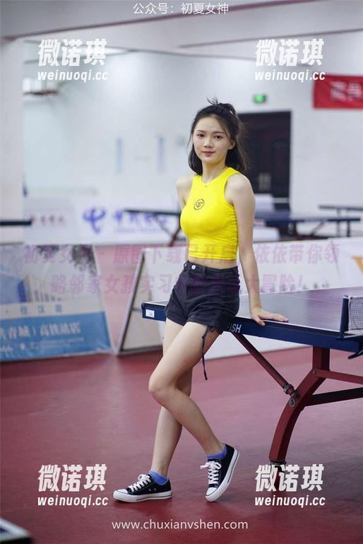 初夏女神 - 原图下载已开启，依依带你领略邻家女孩实习中的欢乐大冒险！