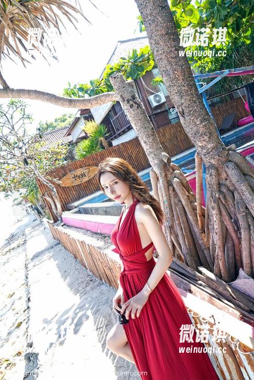 嗲囡囡 - 一不小心被王婉悠Queen的白裙高清合集收了心，这裙子有魔法吗？