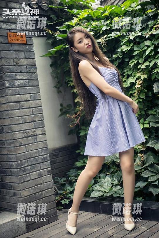 头条女神 - 我想说，莫晓希的瑜伽照片里的每一个角度都在努力说：‘我能做得更好！’