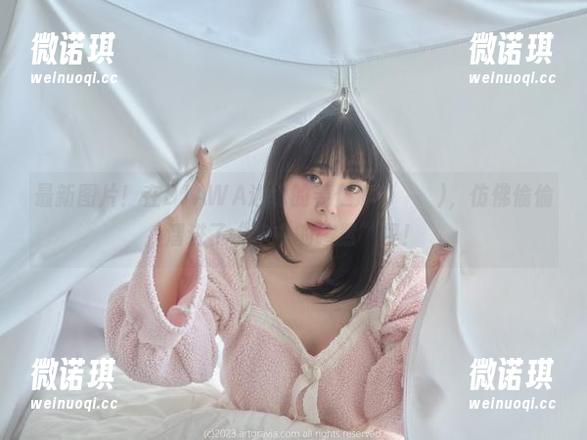 最新图片！在DJAWA边缘的姜仁卿(강인경)，仿佛偷偷溜进了“水中的喧嚣”里！