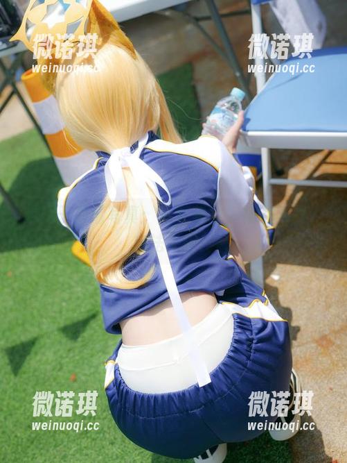 嫣嫣子高清写真：魔女集会，裙子飞舞，魔法失控！