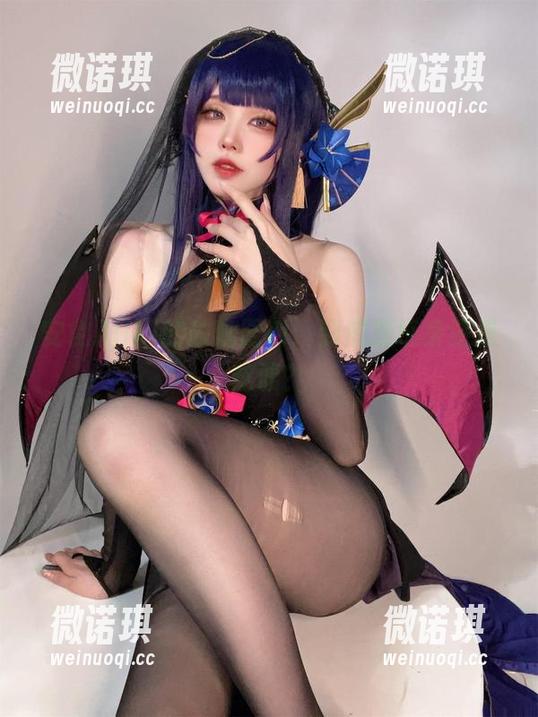 安食Ajiki的瑜伽图包：到底是练身还是炫腹？