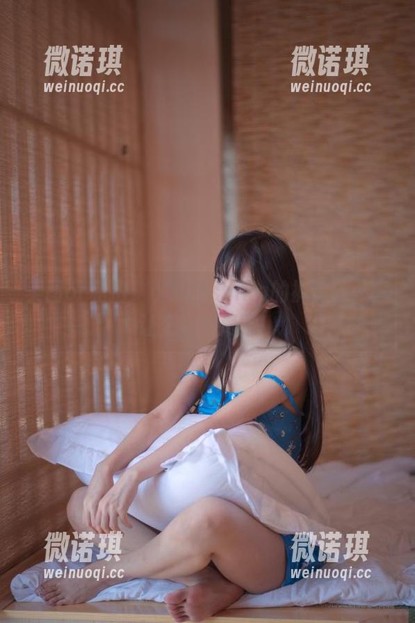 美图or私拍，小鹿鹿shika的裤里丝，真让人三观尽毁！