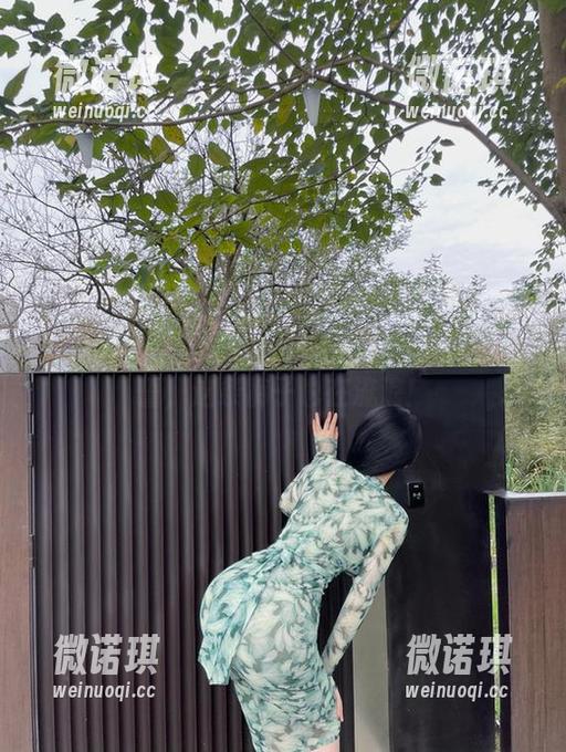 微密圈 - 左公子666的牛仔裤合集：我发誓，这条裤子也在流浪！