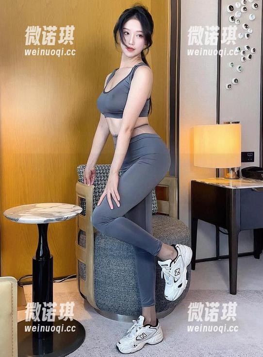 抖娘利世的秘书合集，多少美图能让人忍不住想多看几眼呢？