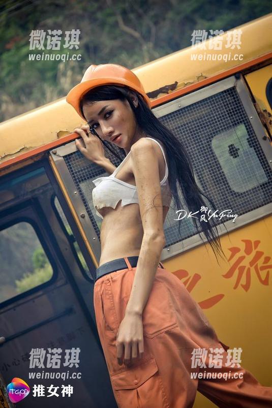 推女神 - 尤美Yumi的户外写真人生，确实看得让人眼前一亮