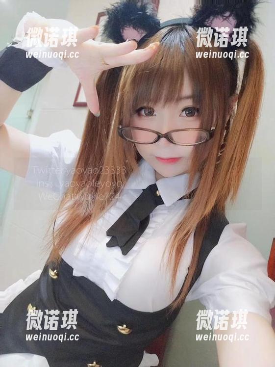谁说作业服只能工作？摇摇乐yoyo的写真图集告诉你：风趣无处不在！