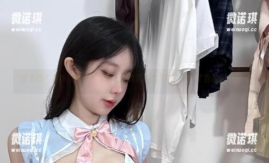 微密圈 - 最新写真：火龙果羊穿着黑连体吊带，引起了我的无尽联想