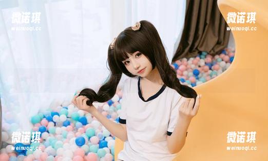 到底是蕾丝还是爆机少女喵小吉更吸引眼球？高清对比，别等到失真。
