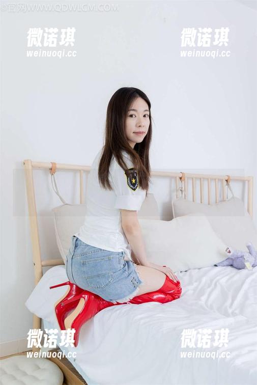 物恋传媒 - 下载泡泡：在网盘好戏连台的裸足刀叉派对