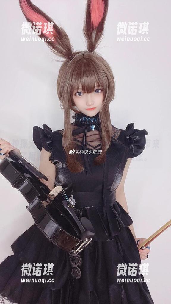 神探火狸狸今天又在少女前线给我们带来了福利，就是这图片令我心中默念。