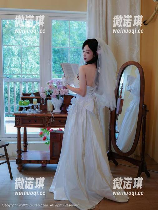 秀人网 - 七七kiko的和服合集：这件花纹好得让我想多看几眼！