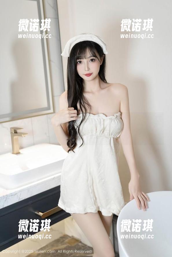秀人网 - 吃白菜的vi菜菜：打个包，套装和资源一网打尽！