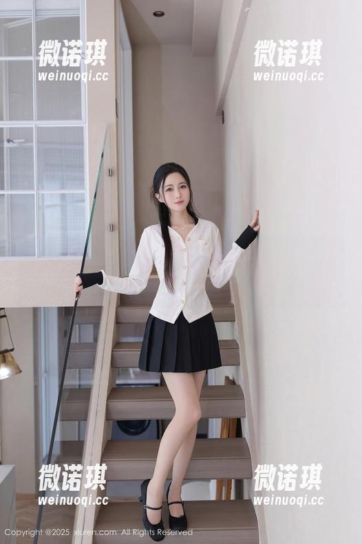 秀人网 - 呸呸呸，让我滑进张美荧的礼服原图全集，蔫了没？