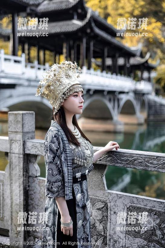 秀人网 - 免费的玄子短裤写真，裤子那么短，能想象的都不止一层哦！