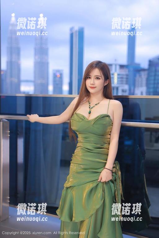 秀人网 - 全套乐趣：韩姗姗在浴缸里的时刻，图包收集！你准备好了吗？