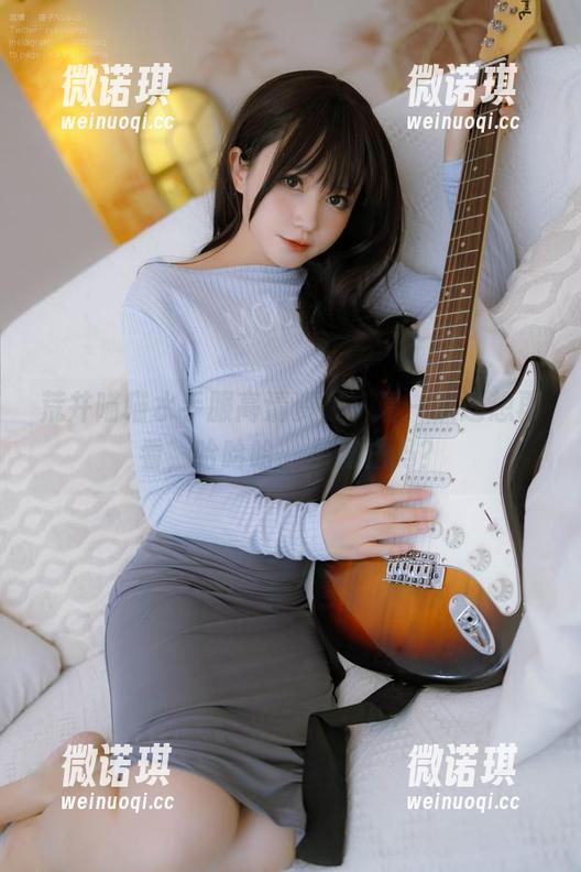 荒井喵喵水手服高清资源，看一次还想再看，哈哈哈，是魔法吗？