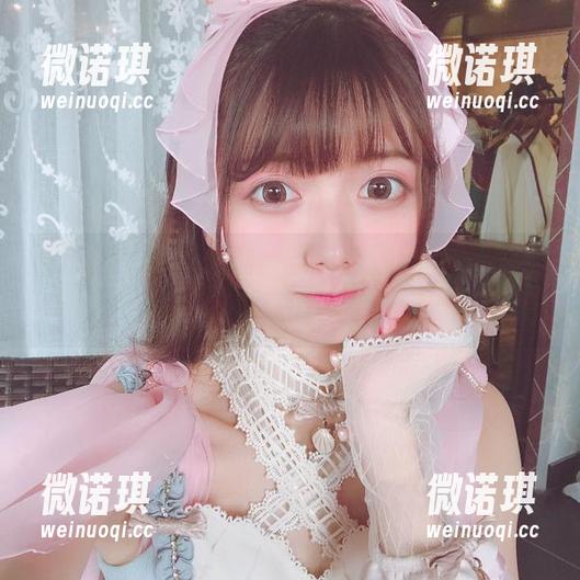 图册里的粉色事物：当粉色遇上陆卿卿kyokyo，谁赢得这个游戏？