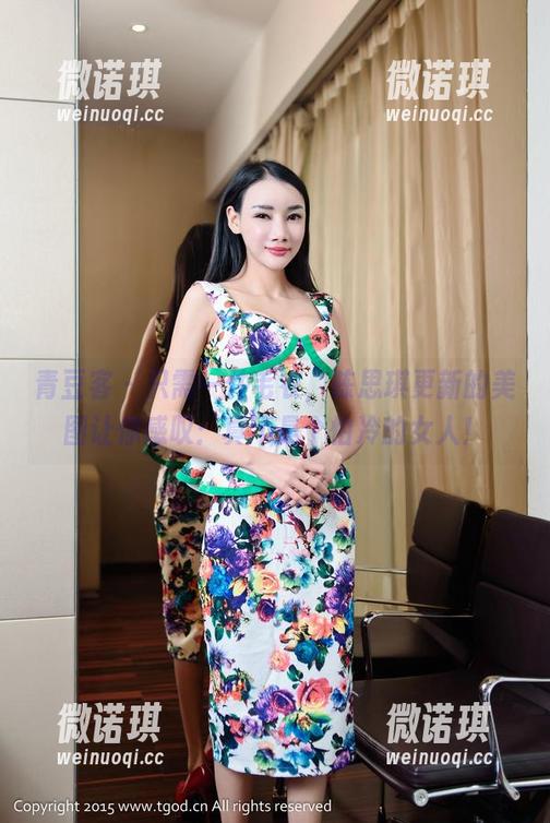 青豆客 - 只需一件毛衣，陈思琪更新的美图让你感叹：真不是个怕冷的女人！